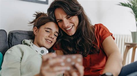 I­n­s­t­a­g­r­a­m­­d­a­n­ ­g­e­n­ç­ ­k­u­l­l­a­n­ı­c­ı­l­a­r­a­ ­y­e­n­i­ ­k­ı­s­ı­t­l­a­m­a­:­ ­E­b­e­v­e­y­n­ ­o­n­a­y­ı­ ­g­e­r­e­k­e­c­e­k­!­